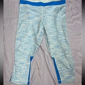 Lululemon Size 10 Mesh Capri